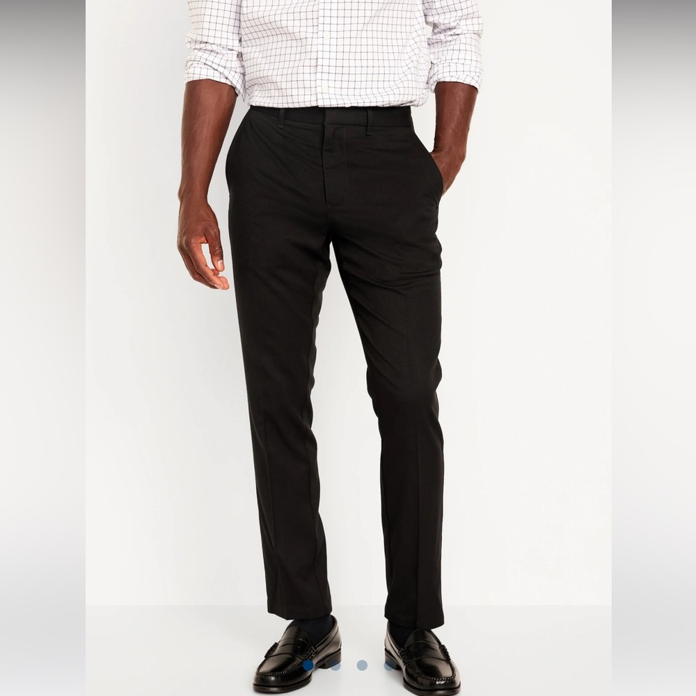 Perry Ellis Men’s Slim Fit Dress Pant